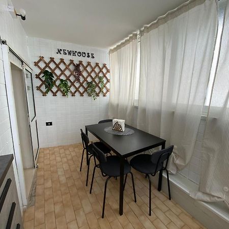 Ferienwohnung Newhouse dei Mille Bari Exterior foto